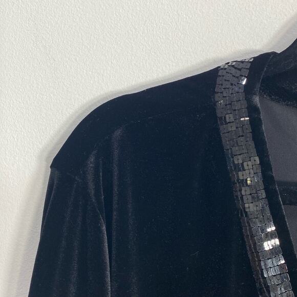 Quacker Factory 2X Velvet Cardigan Beading - Picture 2 of 10